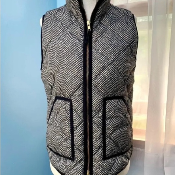 J. Crew Herringbone Puffer Vest Black Cream Tan XS - Picture 4 of 8
